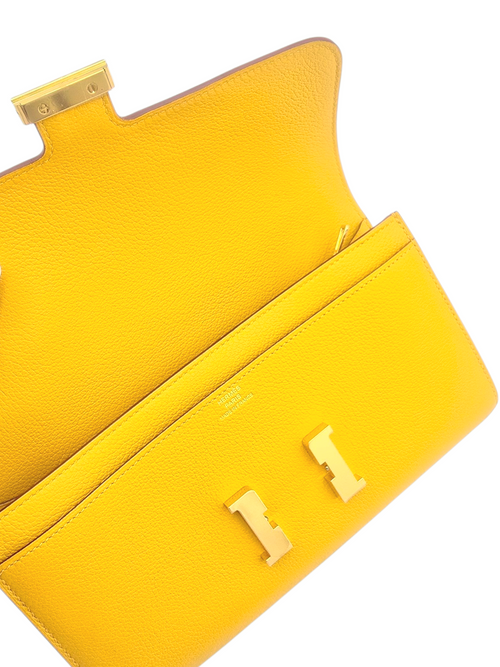 Constance Wallet Long Yellow in Clemence, Gold hardware