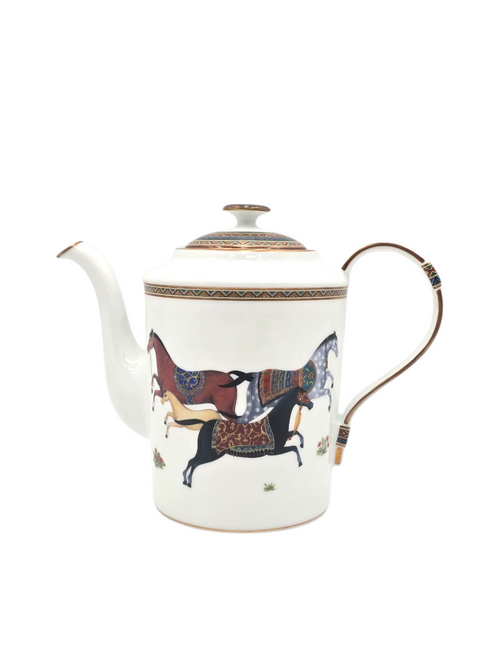Cheval D'Orient Tea Pot Tableware White in Ceramic,  hardware