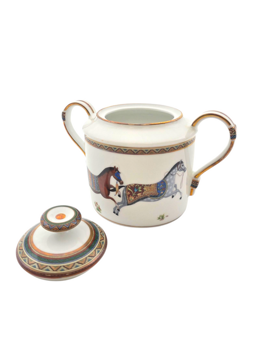 Cheval D'Orient Sugar Bowl With Lid White Tableware in Ceramic