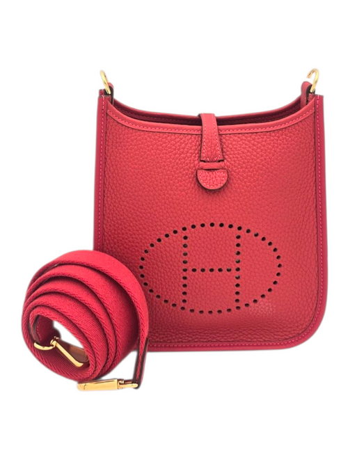 Evelyne Vermillon in Clemence, Gold hardware