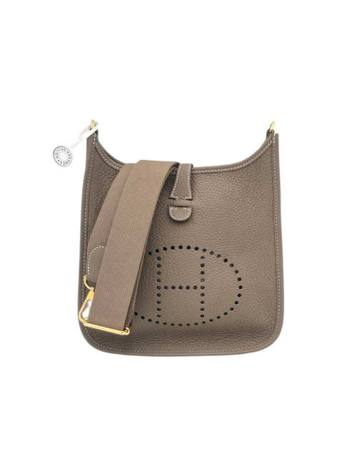 Evelyne Etoupe in Clemence, Palladium hardware