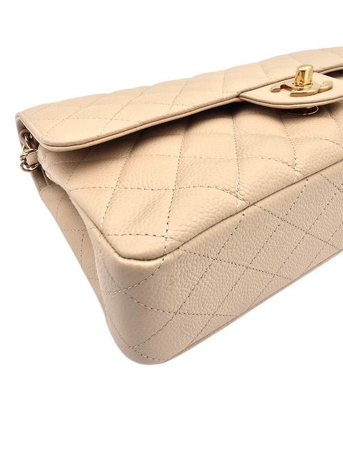 Classic Shoulder Bag Medium Beige in Caviar Leather, Gold hardware
