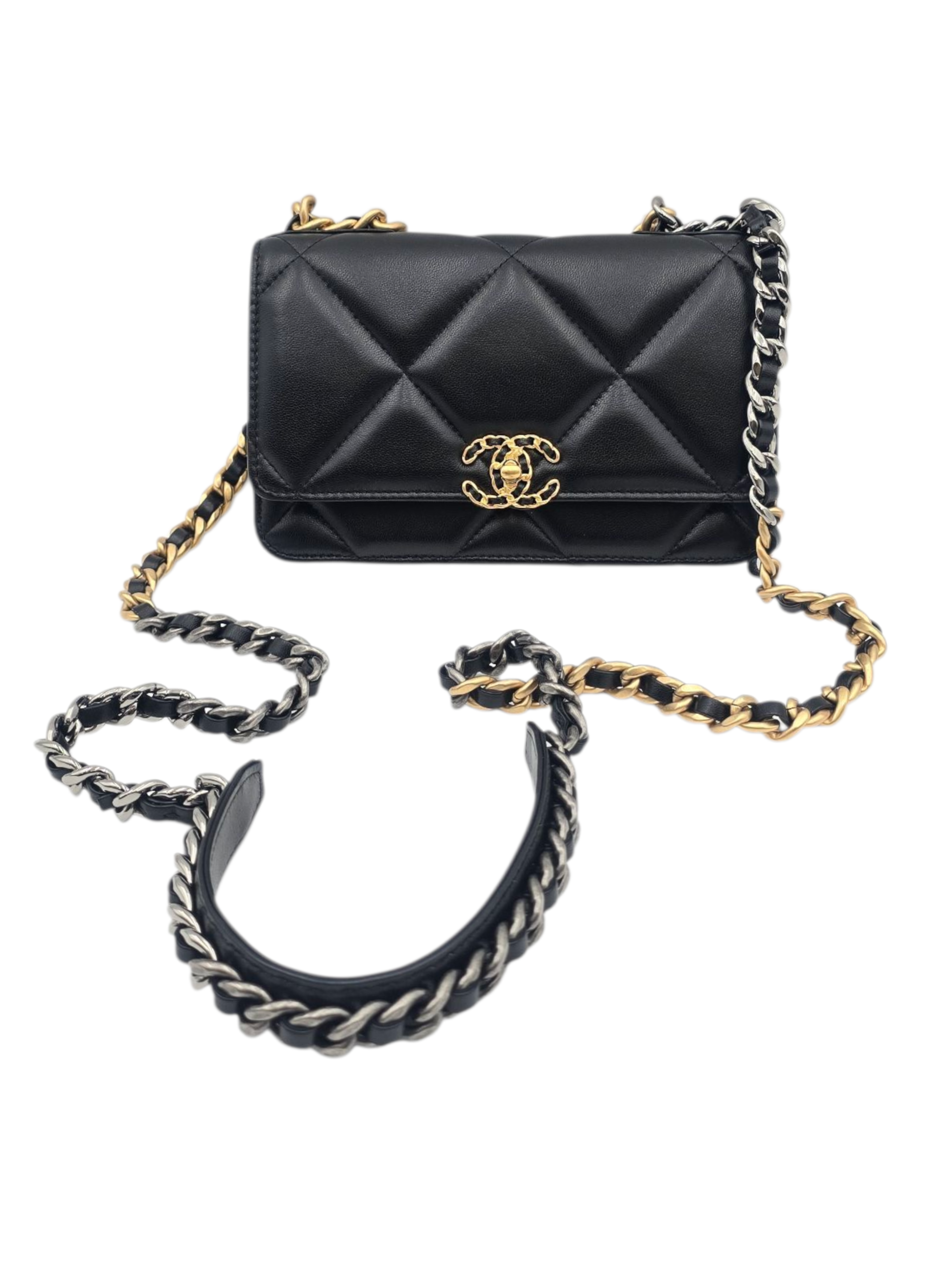 Chanel Chanel Wallet On Chain 19 Black Shoulder Bag in Shiny Lambskin, Gold-Tone, Silver-Tone, and Ruthenium-Finish Metal hardware_2